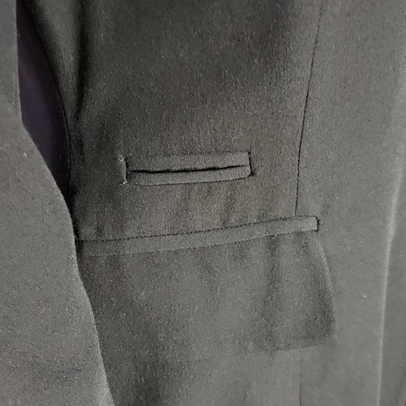 Black Jacket - Picture 5 of 6